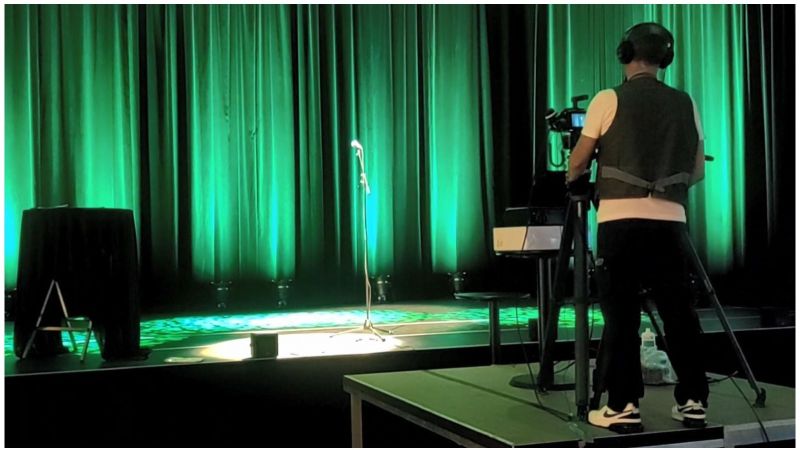 Bühne frei für den Science Slam - gedreht wurden die Beiträge für den Energieforschungskongress „Alles ist Energie“ im Veranstaltungshaus Ebertbad in Oberhausen.