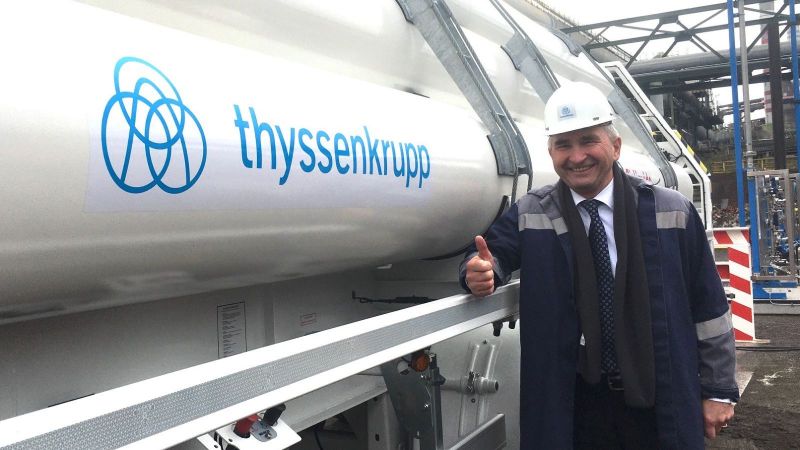 Wirtschafts- und Energieminister Prof. Dr. Andreas Pinkwart zu Besuch am Standort der  thyssenkrupp Steel in Duisburg.