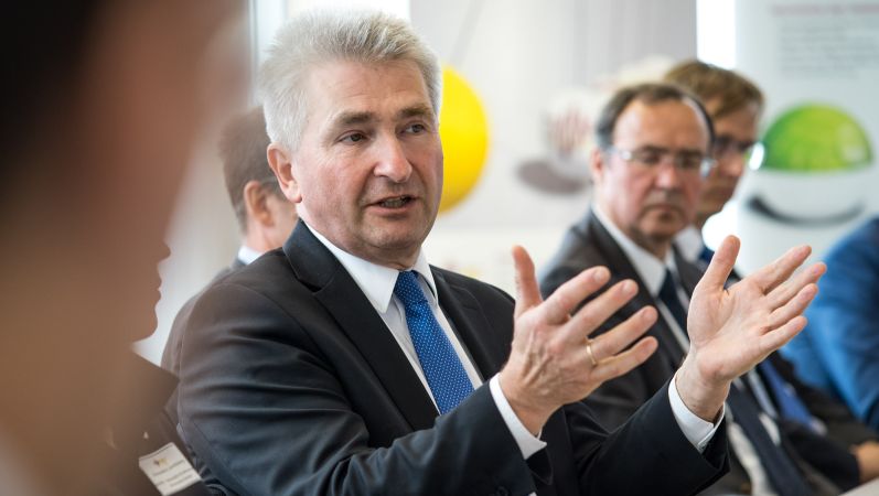 Wirtschafts- und Energieminister Prof. Dr. Andreas Pinkwart