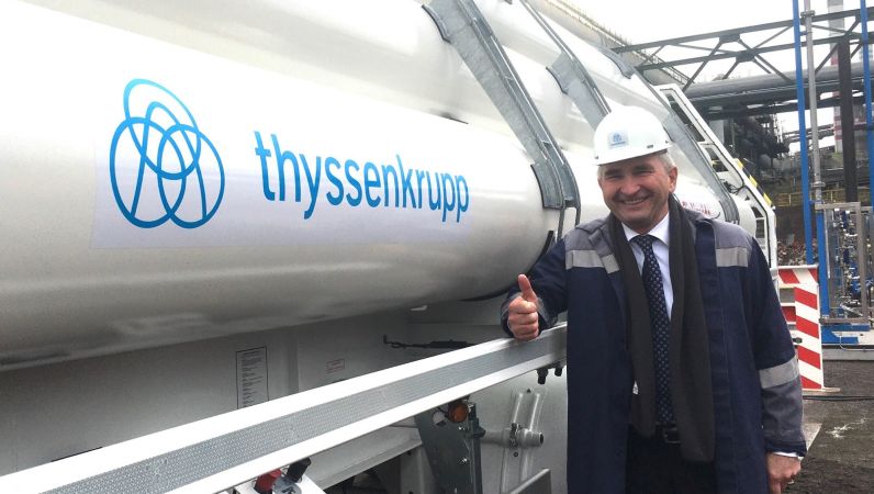 Wirtschafts- und Energieminister Prof. Dr. Andreas Pinkwart zu Besuch am Standort der thyssenkrupp Steel in Duisburg.